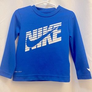 Nike toddler boys long sleeve shirt